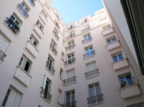 Ravalement côté cour - Avenue Gambetta - Courbevoie