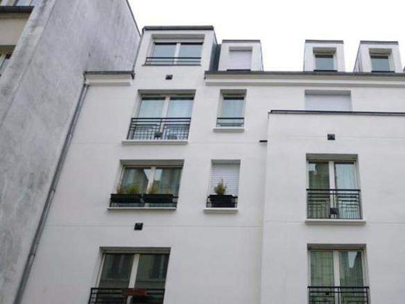 Ravalement de façade coté rue - Paris, rue de lappe