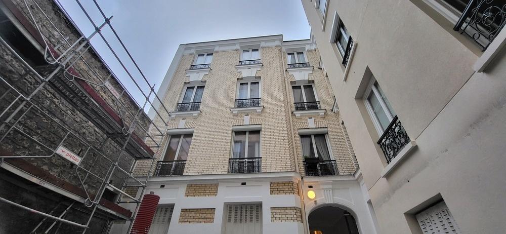 Ravalement sur brique, Levallois-Perret (MV613)