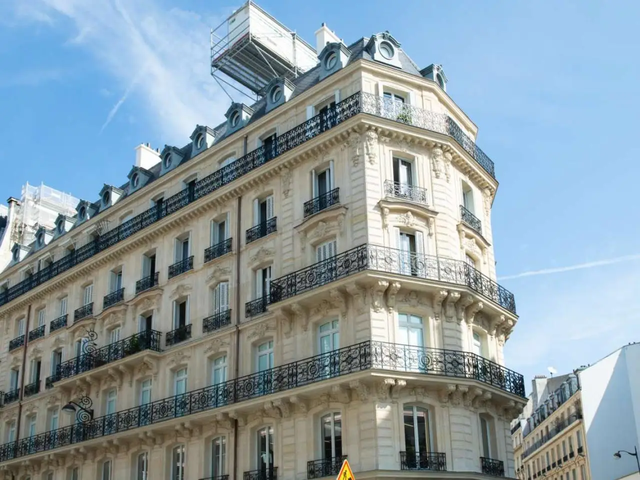 MV Valorisation BD 24 rue  François 1ER Paris © Frédéric Poletti -0119