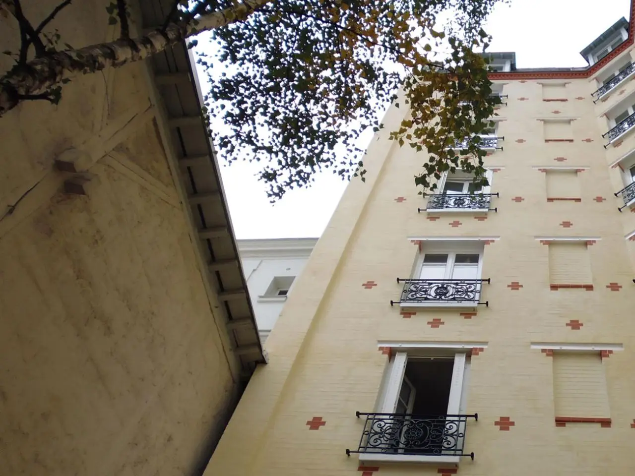 Ravalement brique - Avenue Charles-de-Gaulle, Neuilly-Sur-Seine