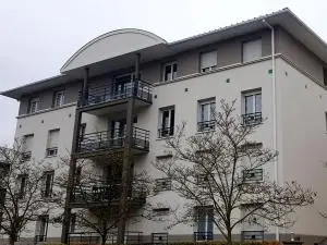 Ravalement D3: d&eacute;coratif - Rue de la Tour d'Auvergne - Lognes