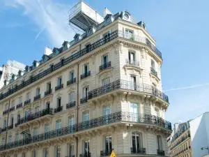 MV Valorisation BD 24 rue  François 1ER Paris © Frédéric Poletti -0119